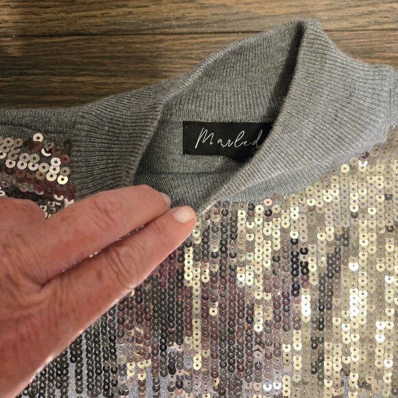 MARLED Gray & Silver Sequin Mock Turtleneck Sweater Vest NWOT/SIZE M/L - Picture 4 of 5